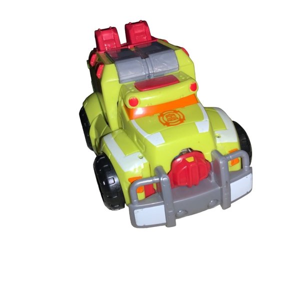Hasbro Heroes Transformers Rescue Bots Heatwave the Fire-Bot Action Figure - Picture 7 of 10